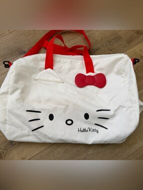 Hello Kitty White Bag with Red Bow and Handles